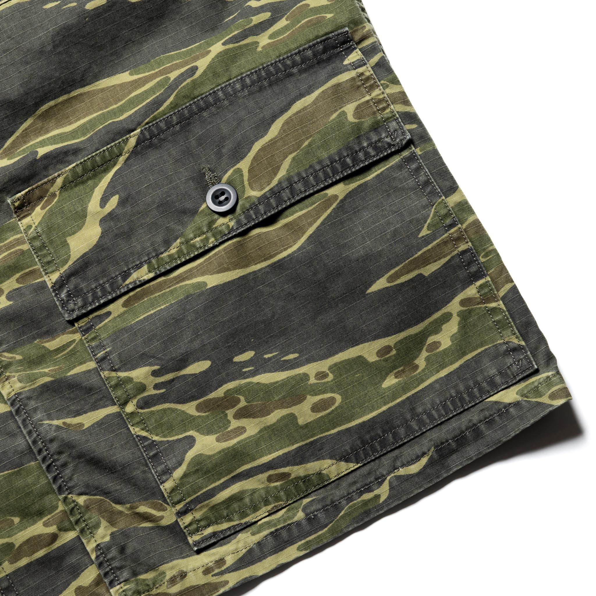 Utility Short Sleeve Shirt Jacket - Tiger Camo - Image 5